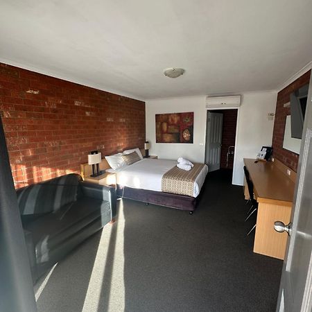 Pevensey Motor Lodge Ечука Екстериор снимка