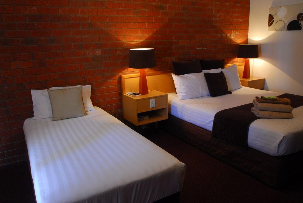 Pevensey Motor Lodge Ечука Екстериор снимка