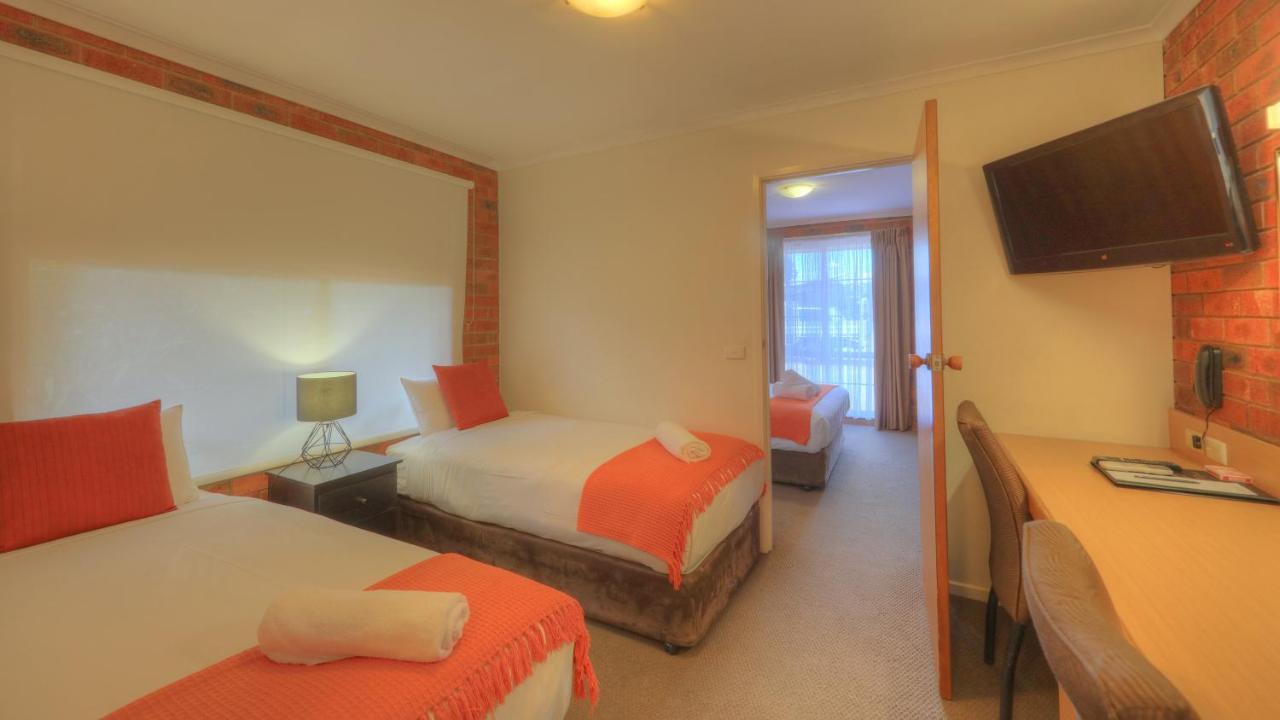 Pevensey Motor Lodge Ечука Екстериор снимка
