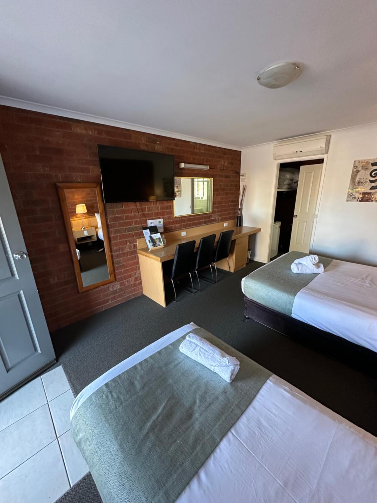 Pevensey Motor Lodge Ечука Екстериор снимка