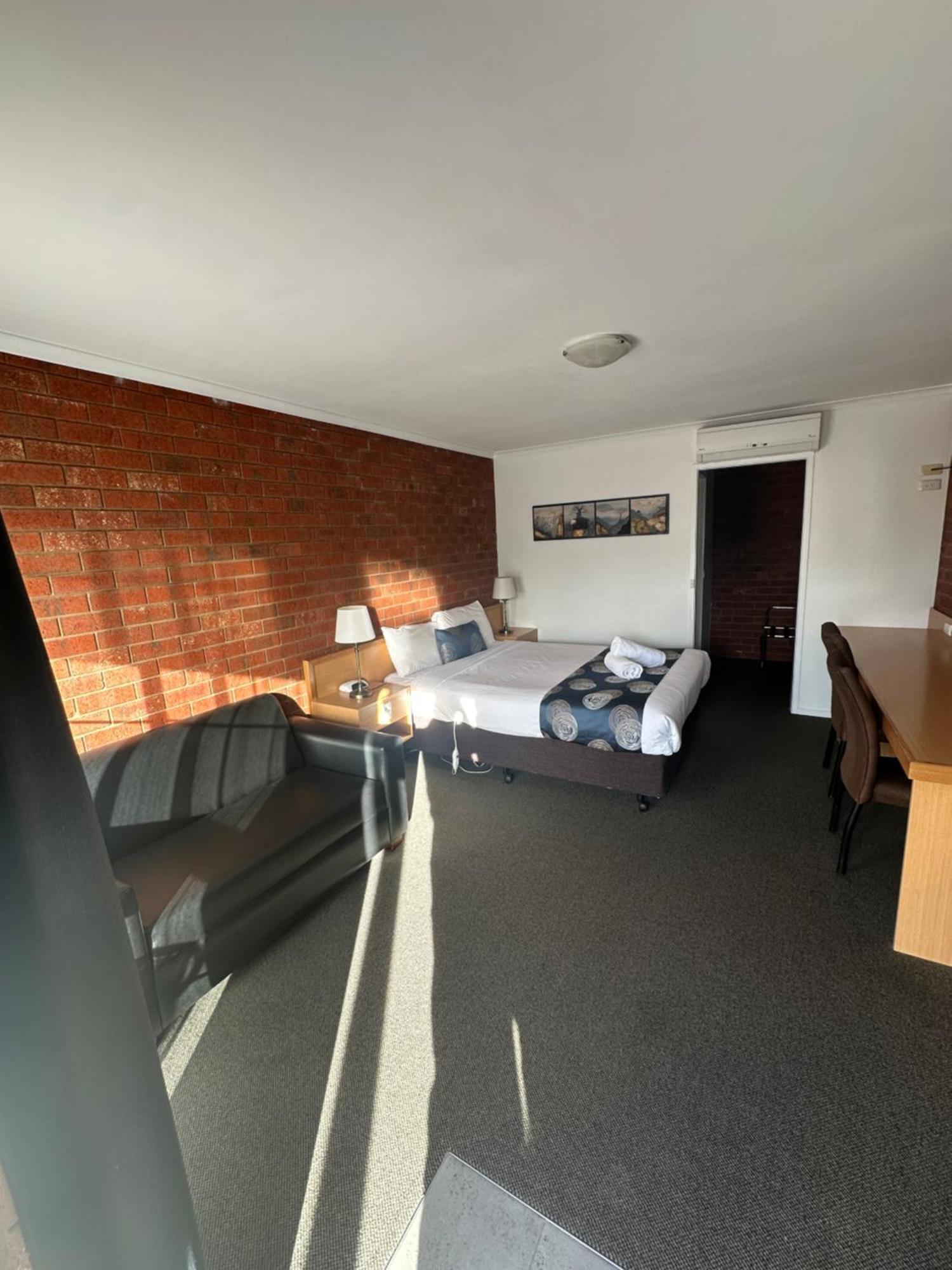 Pevensey Motor Lodge Ечука Екстериор снимка