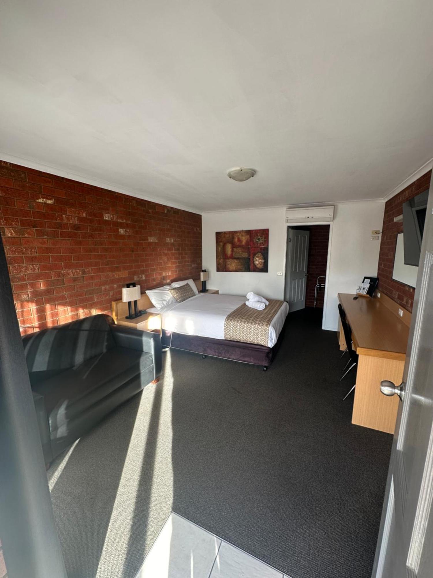 Pevensey Motor Lodge Ечука Екстериор снимка