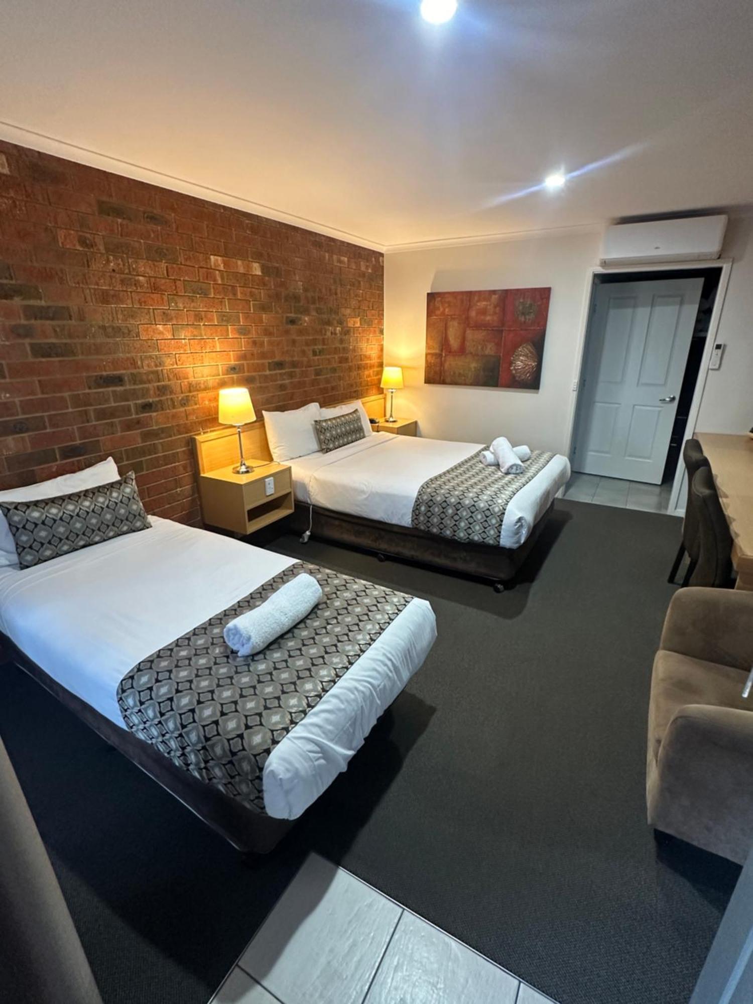 Pevensey Motor Lodge Ечука Екстериор снимка