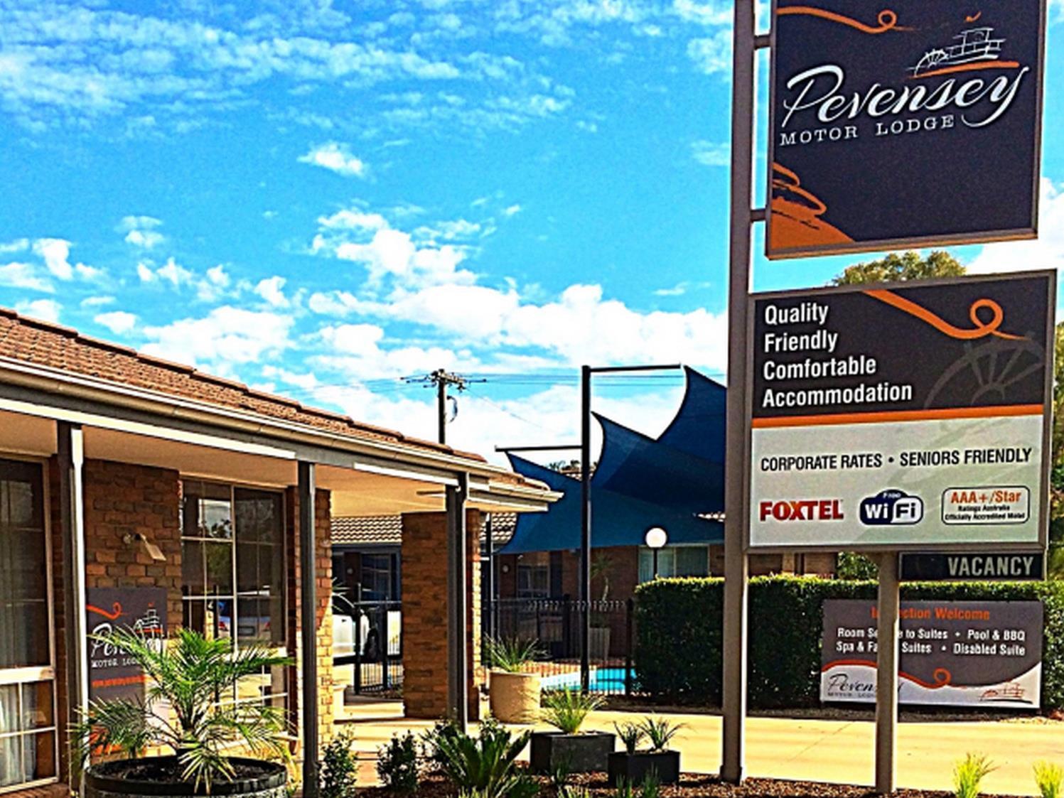 Pevensey Motor Lodge Ечука Екстериор снимка