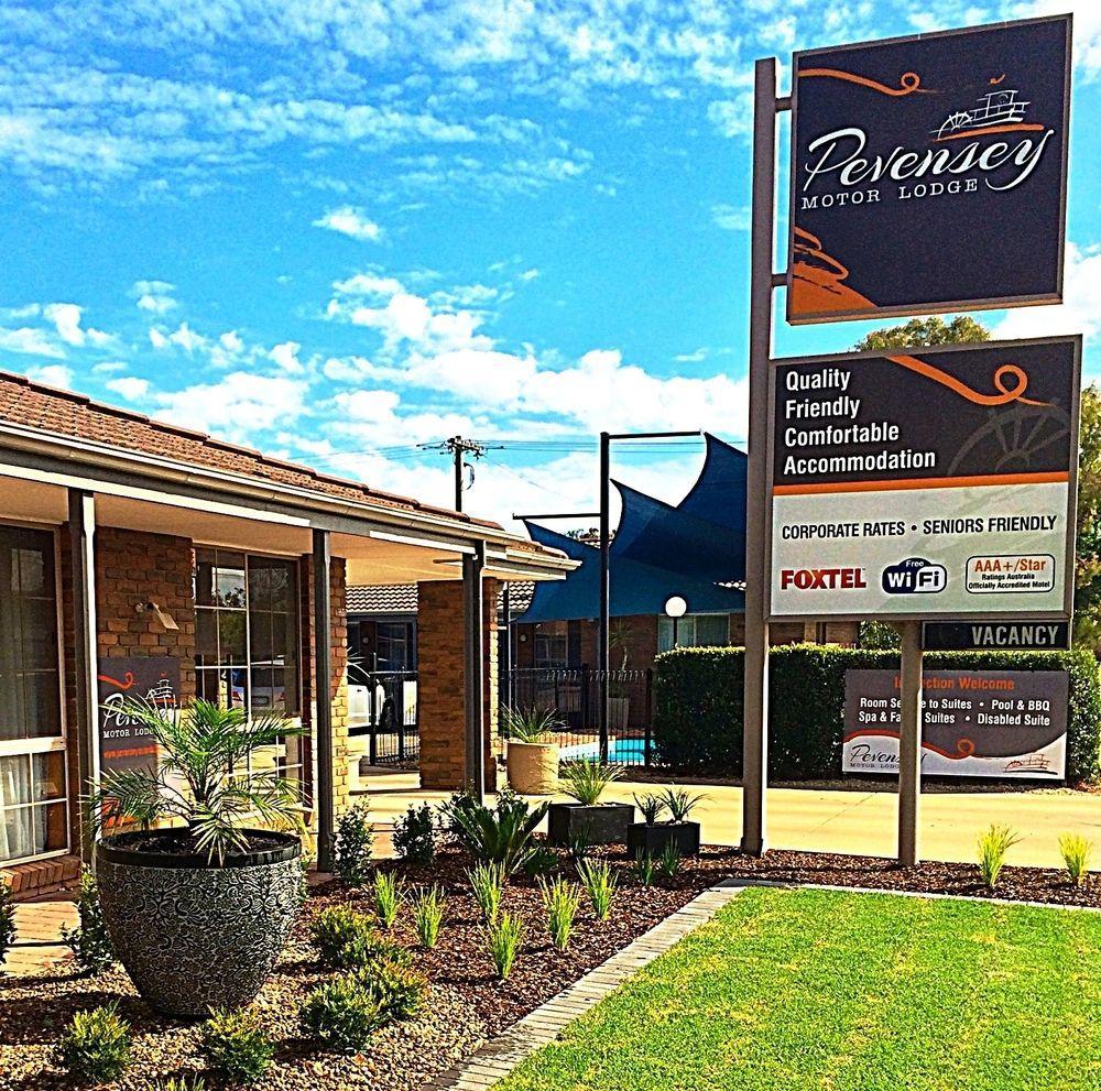 Pevensey Motor Lodge Ечука Екстериор снимка