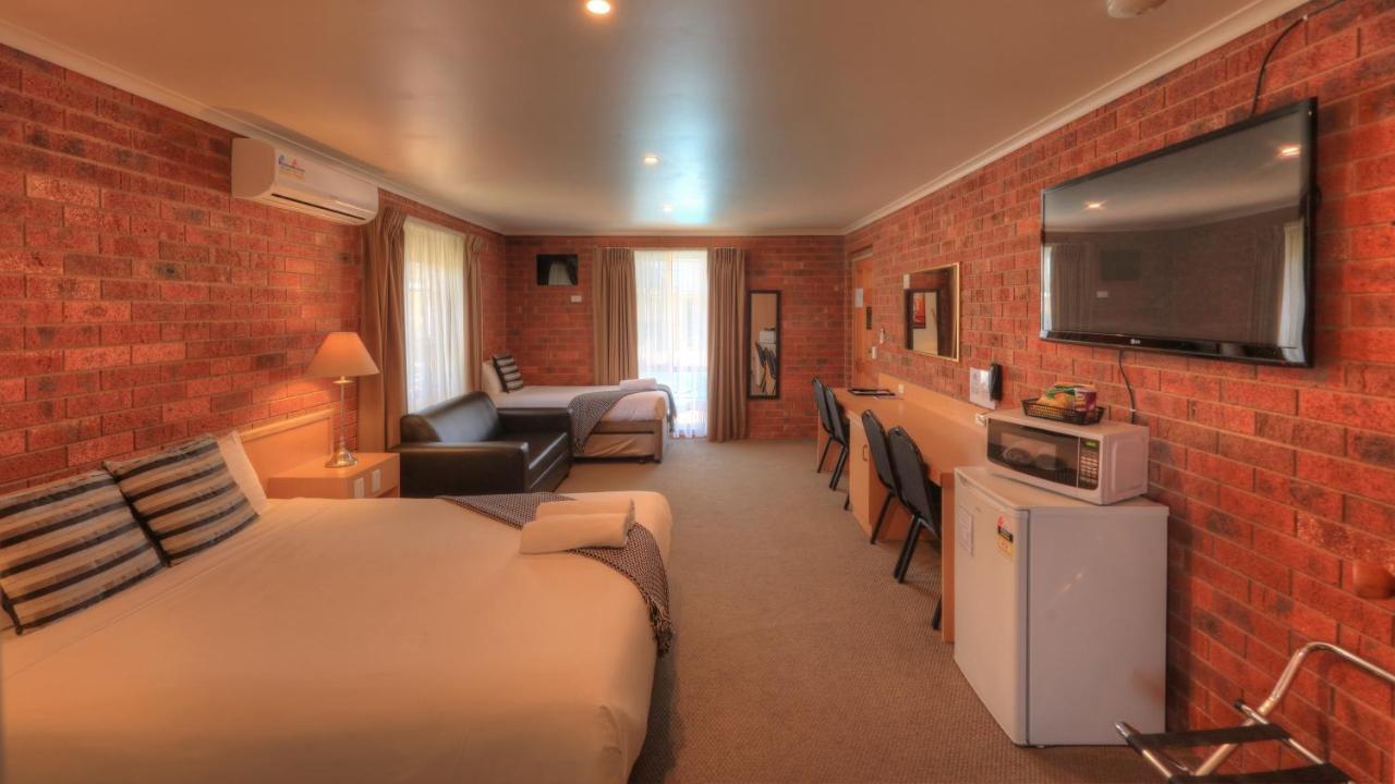 Pevensey Motor Lodge Ечука Екстериор снимка