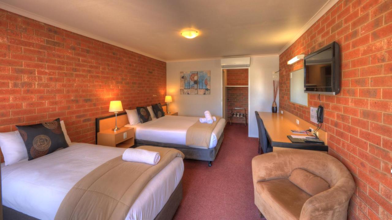 Pevensey Motor Lodge Ечука Екстериор снимка