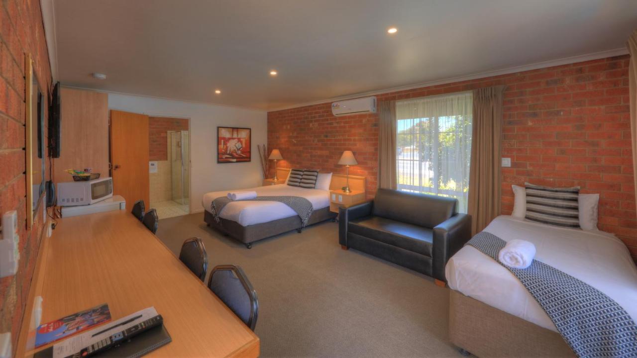 Pevensey Motor Lodge Ечука Екстериор снимка